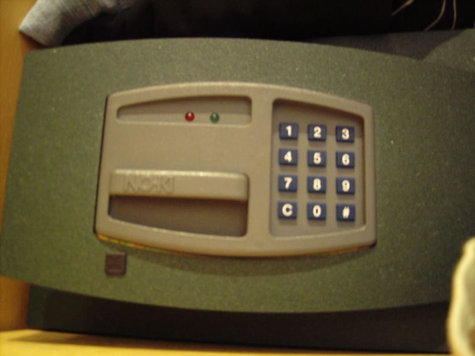 Zimmer / SAFE - Concorde El Salam SSH Concorde El Salam Hotel Sharm el Sheikh by Royal Tulip