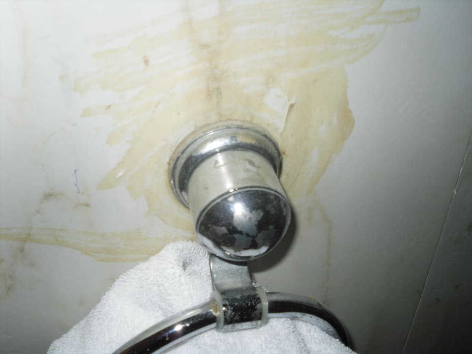 Handtuchhalter dreckig Titanic Beach Spa & Aqua Park