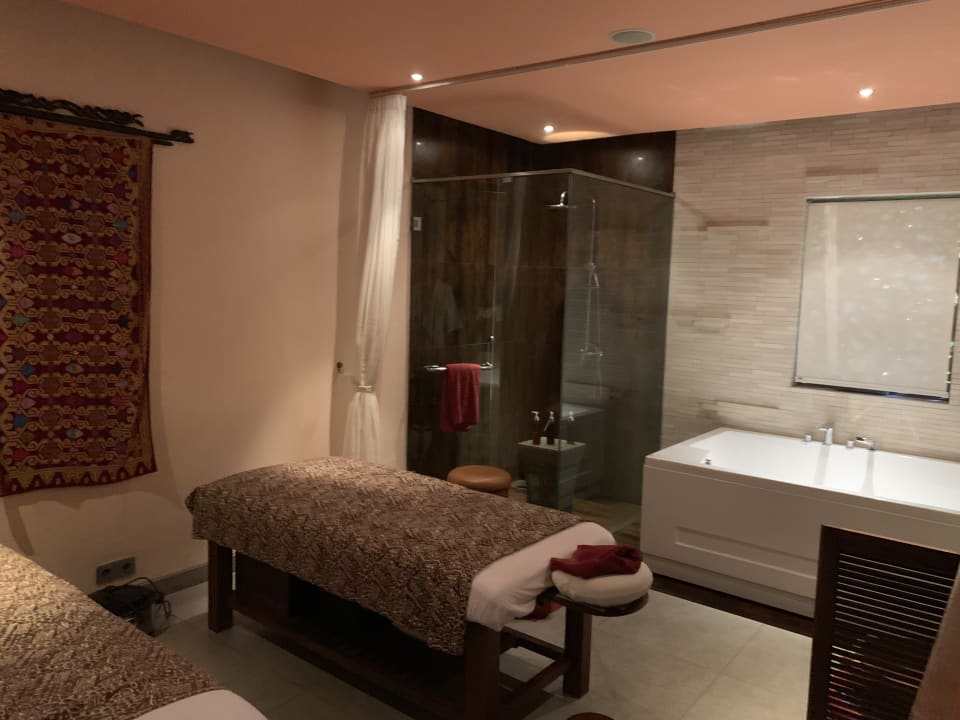 Zimmer Griya Santrian Beach Resort & Spa