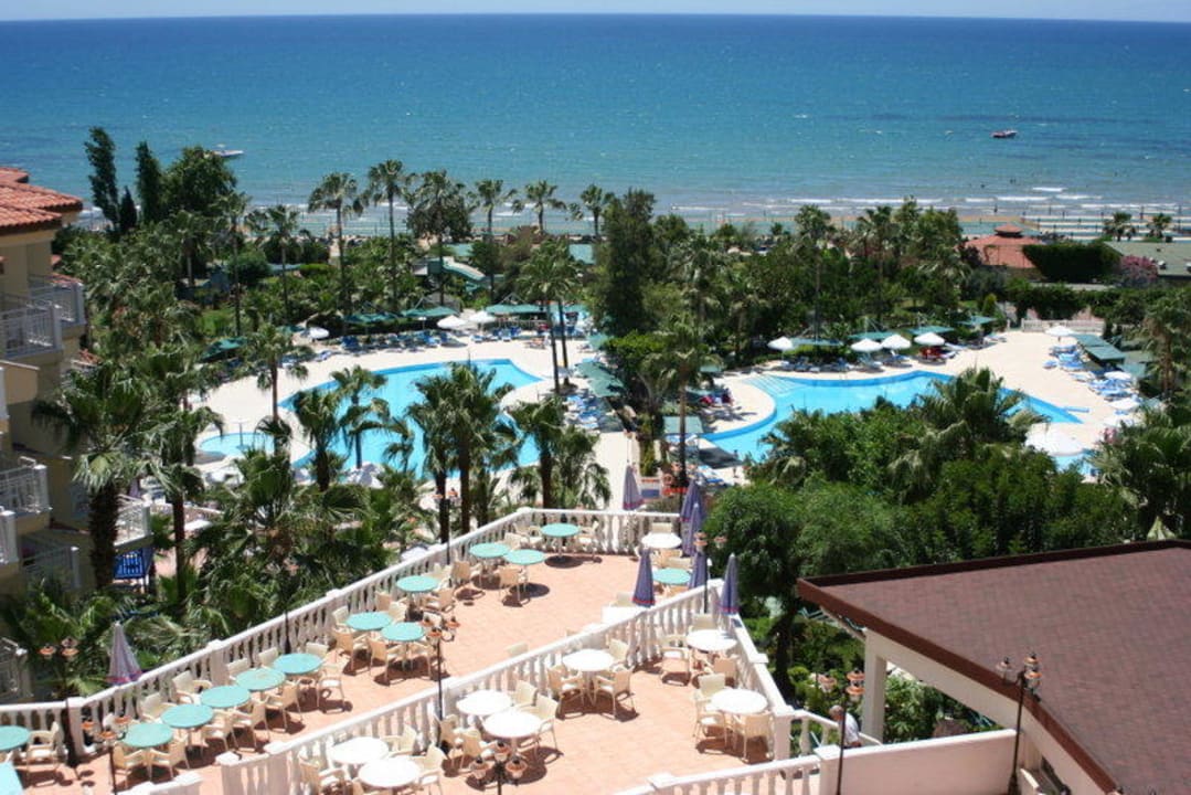 Sehr schöne Aussicht Iz Flower Side Beach Hotel