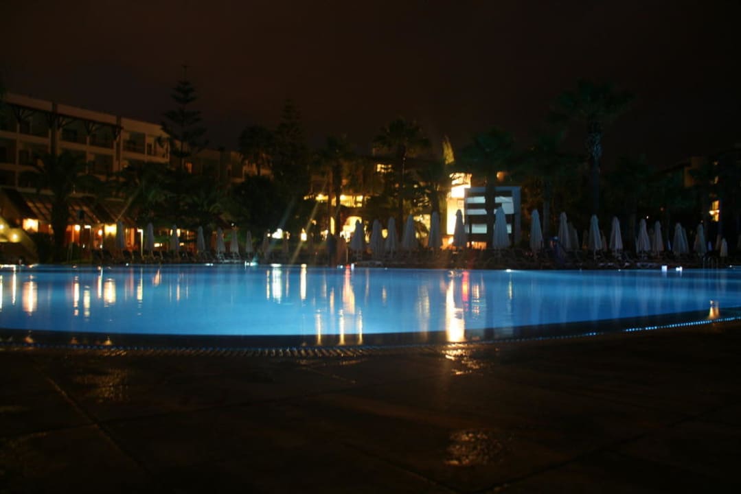 Bei Nacht Barut Hemera