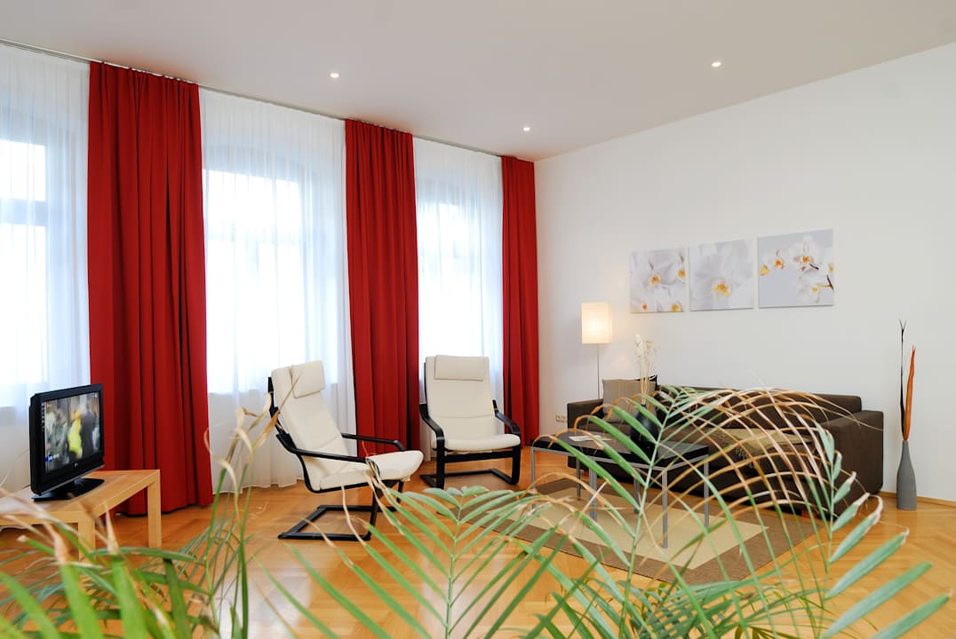 Zimmer Aparthotel am Zwinger