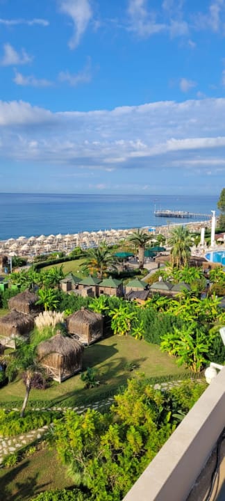 Strand Starlight Resort Hotel