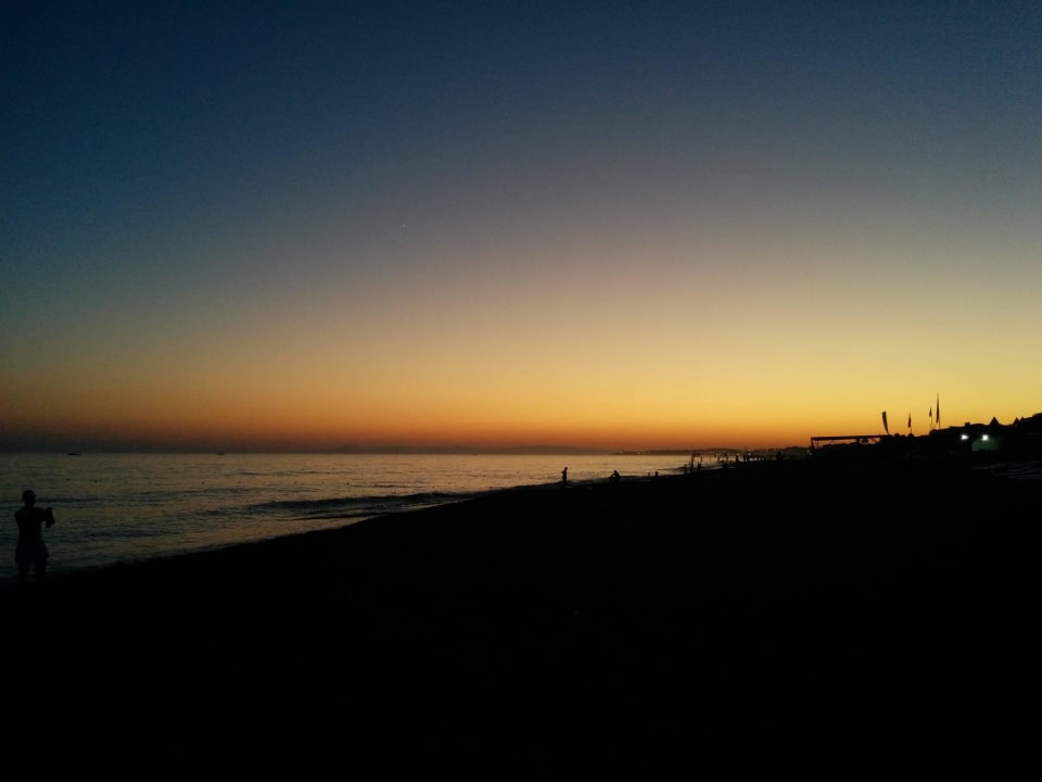 Strand bei Abend Opia Hotel
