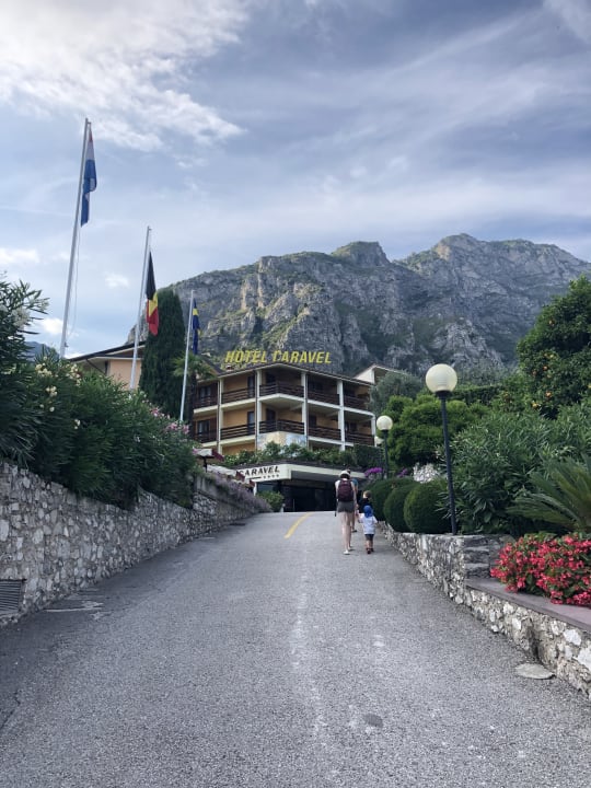Außenansicht Hotel Caravel