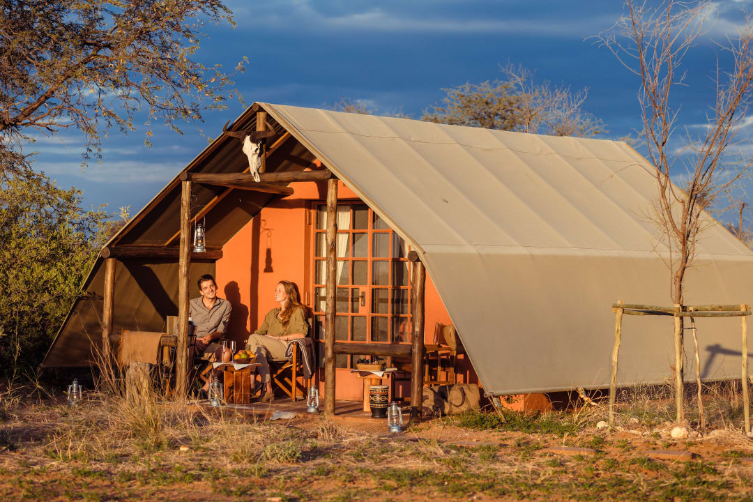 Außenansicht Kambaku Safari Camp