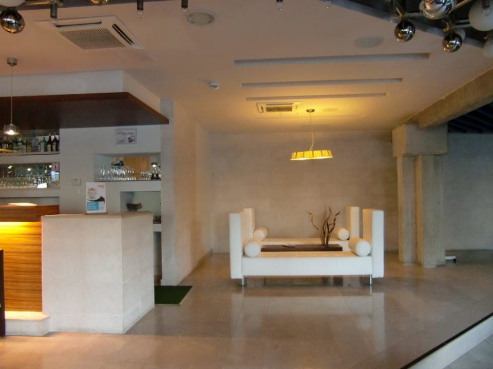 Bar Bluesun Hotel Soline