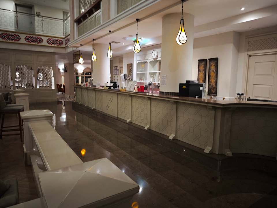 Lobby Side Star Resort