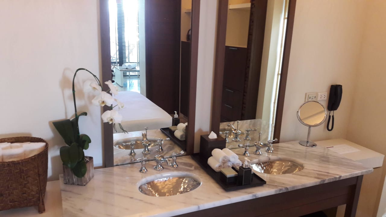 Spa Cottage: Doppelwaschbecken Grand Hyatt Erawan Bangkok