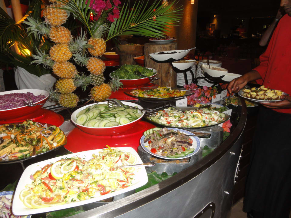 Salatbuffet Mauricia Beachcomber Resort & Spa