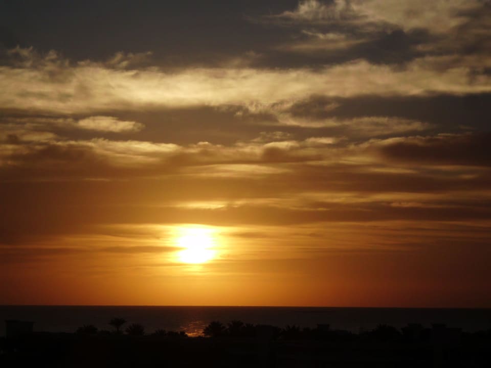 Sonnenaufgang Steigenberger Aqua Magic