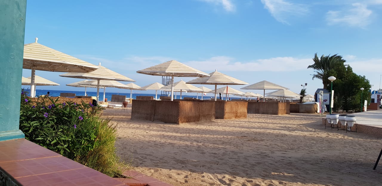 Strand Menaville Safaga