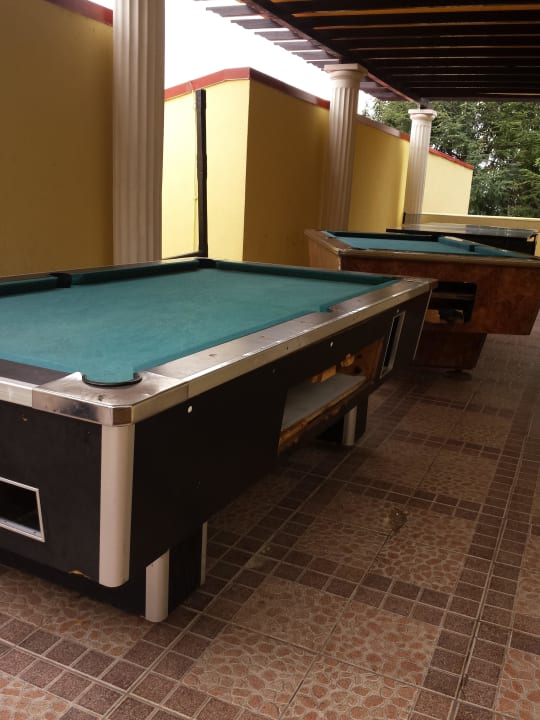 Kostenloser Billiardtisch Royal Park Hotel & Aqua park