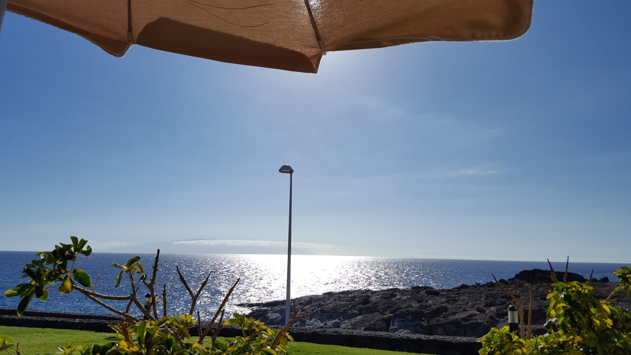 Ausblick beim Abendessen im Restaurant am Meer... Hotel Riu Buenavista