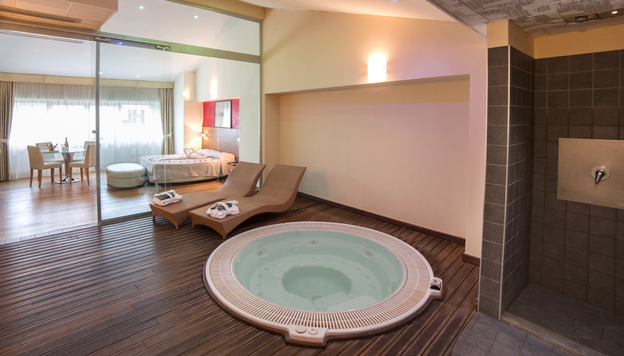 Zimmer Hotel Lovere Resort & Spa