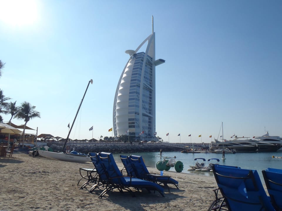 Der Strand des Jumeirah Beach Hotels Hotel Jumeirah Emirates Towers