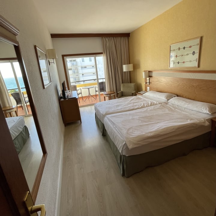 Zimmer allsun Hotel Lucana