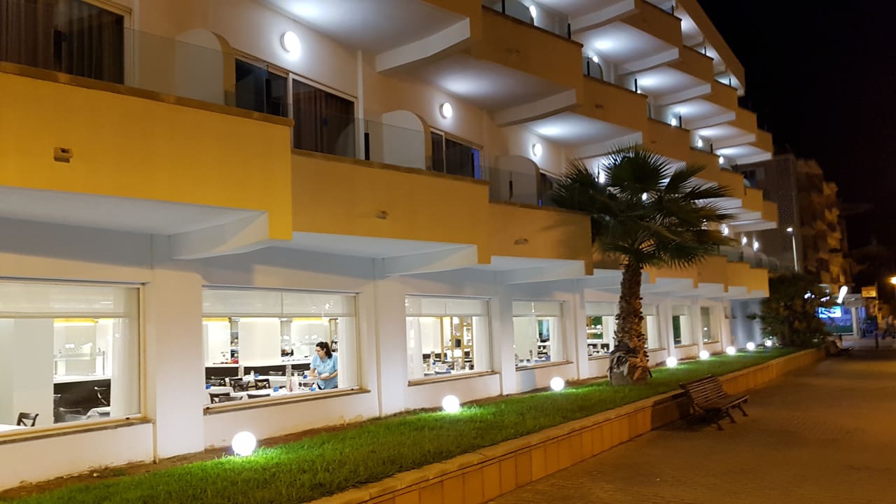 Außenansicht Grupotel Acapulco Playa - Adults Only