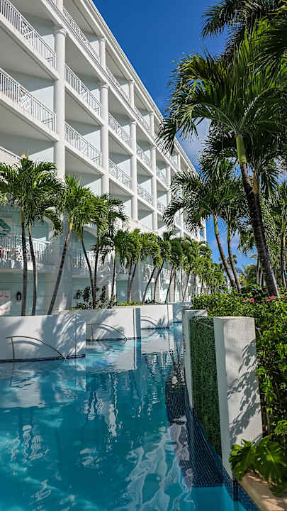 Außenansicht Sandals Royal Bahamian