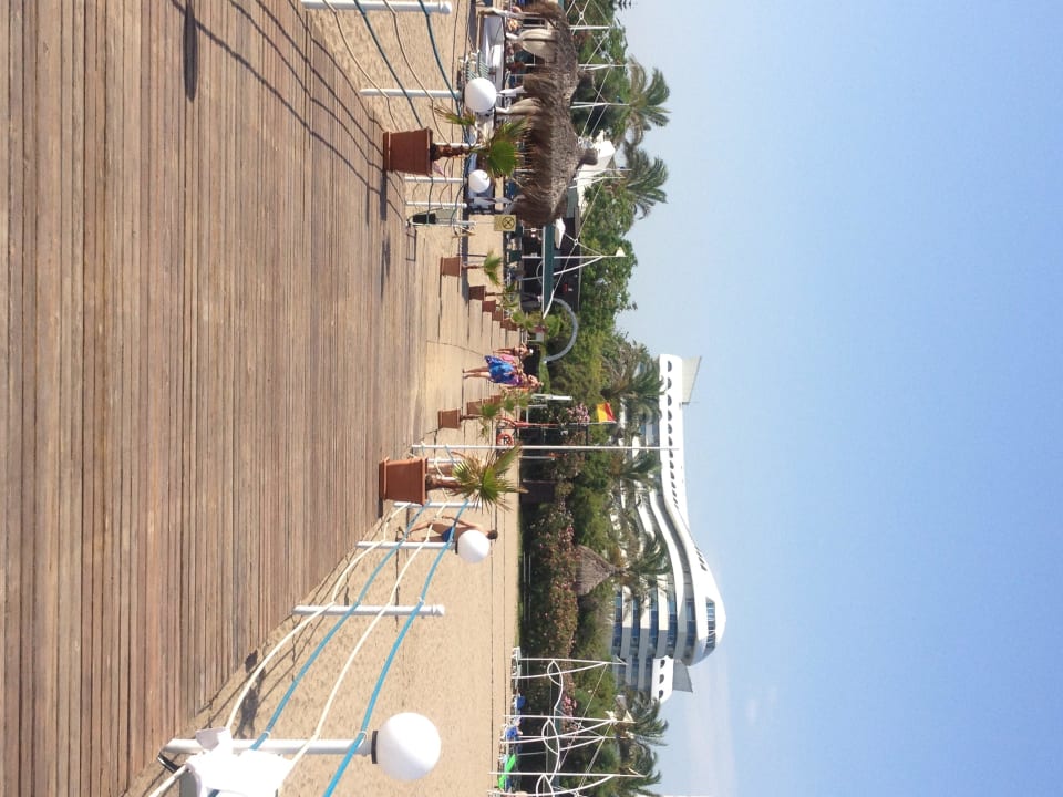 Вид с пирса на отель Concorde De Luxe Resort