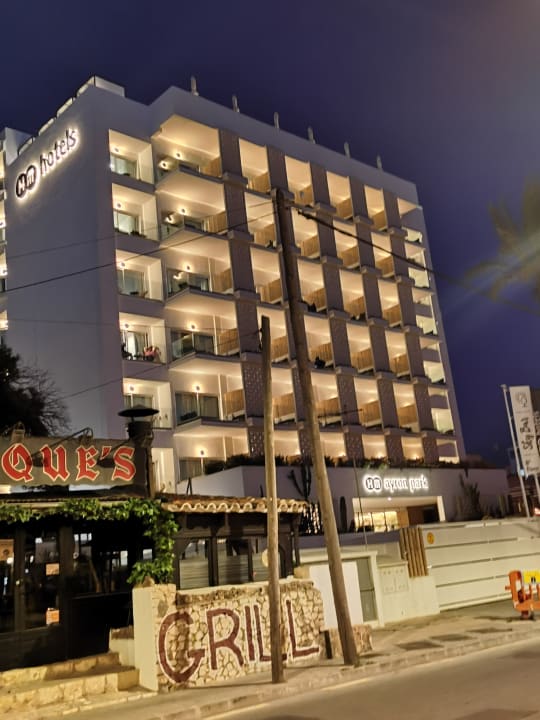 Außenansicht Hotel HM Ayron Park