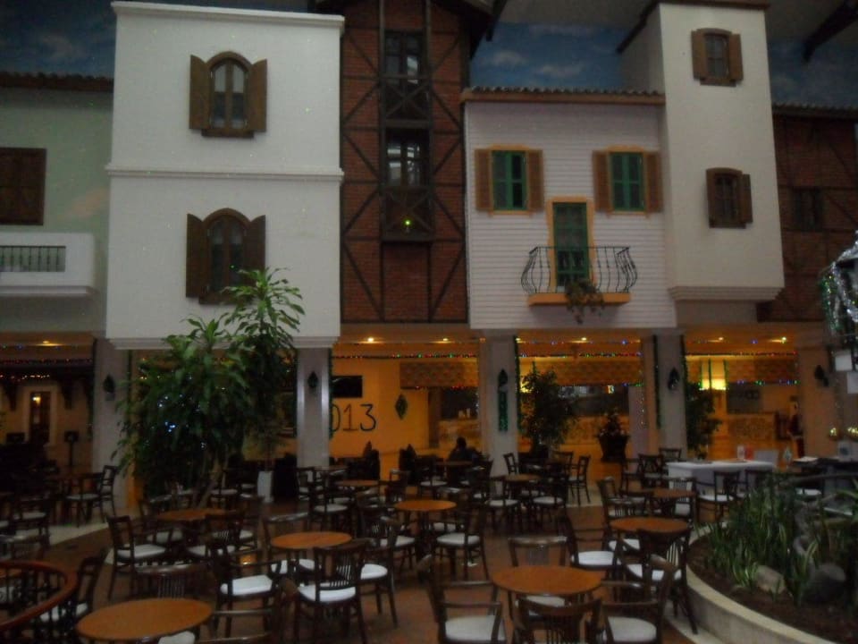 Innenraum zum Verweilen Salamis Bay Conti Resort Hotel & Casino