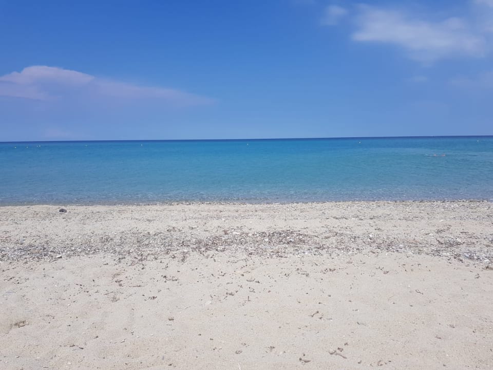 Strand Possidi Holidays Resort & Suite Hotel