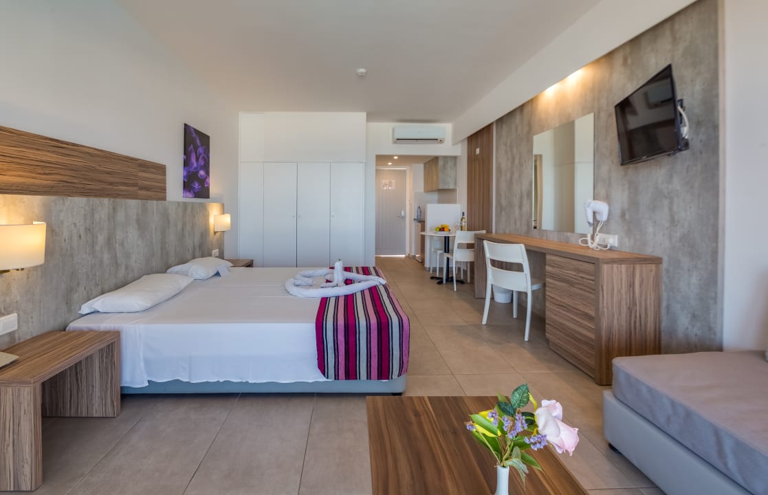 Zimmer Aqua Sol Water Park Resort