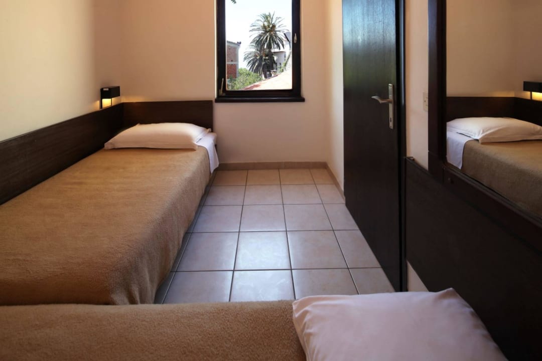 Two bedroom bungalow Hotel Podgorka
