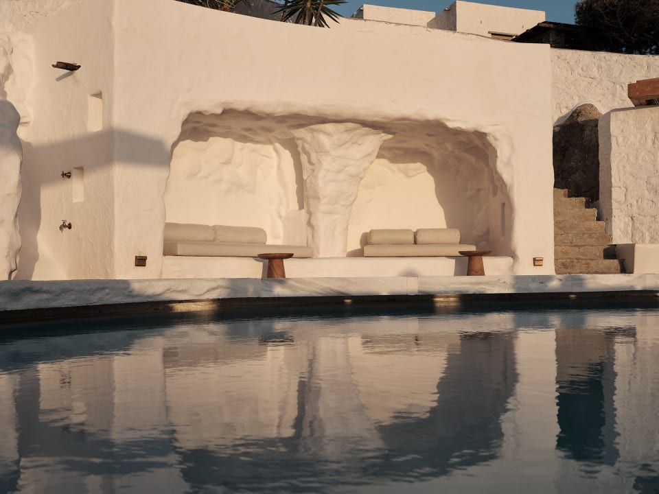 Pool Boheme Mykonos Town - Small Luxury Hotels of the World
