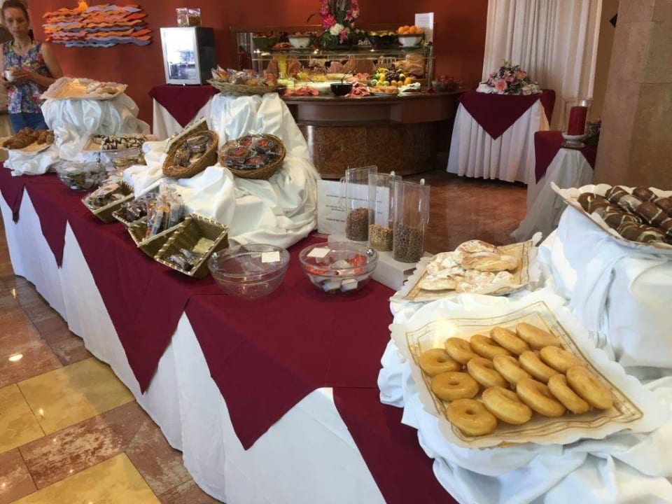 Buffet Hotel-Apartamentos Blau Parc