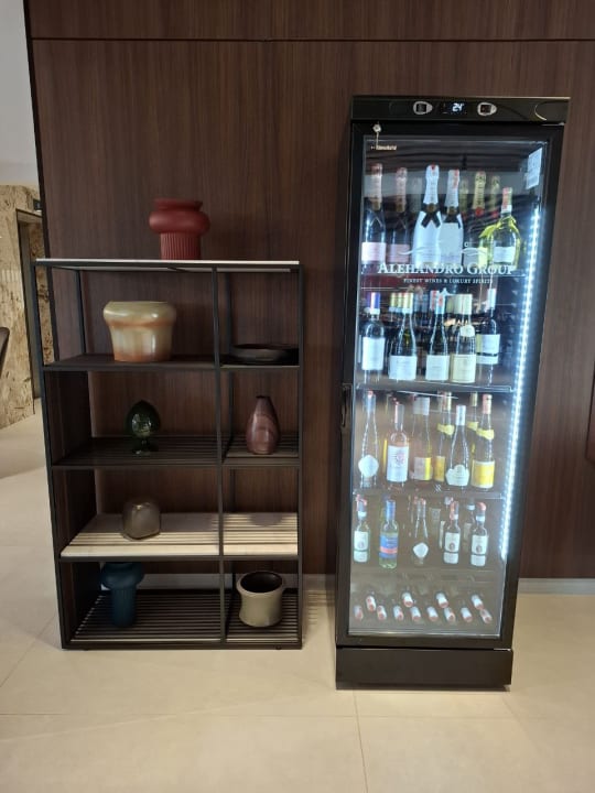 Sonstiges Mercure Tirana