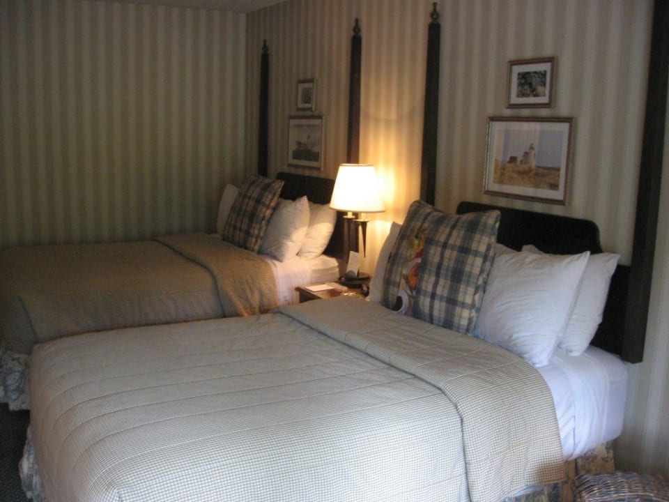 Zimmer 241 Hotel Red Lion Bellevue Inn