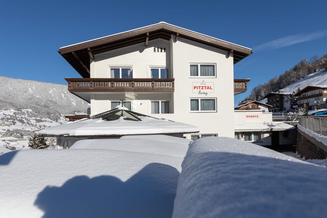 Außenansicht Appartementhaus Pitztal Living