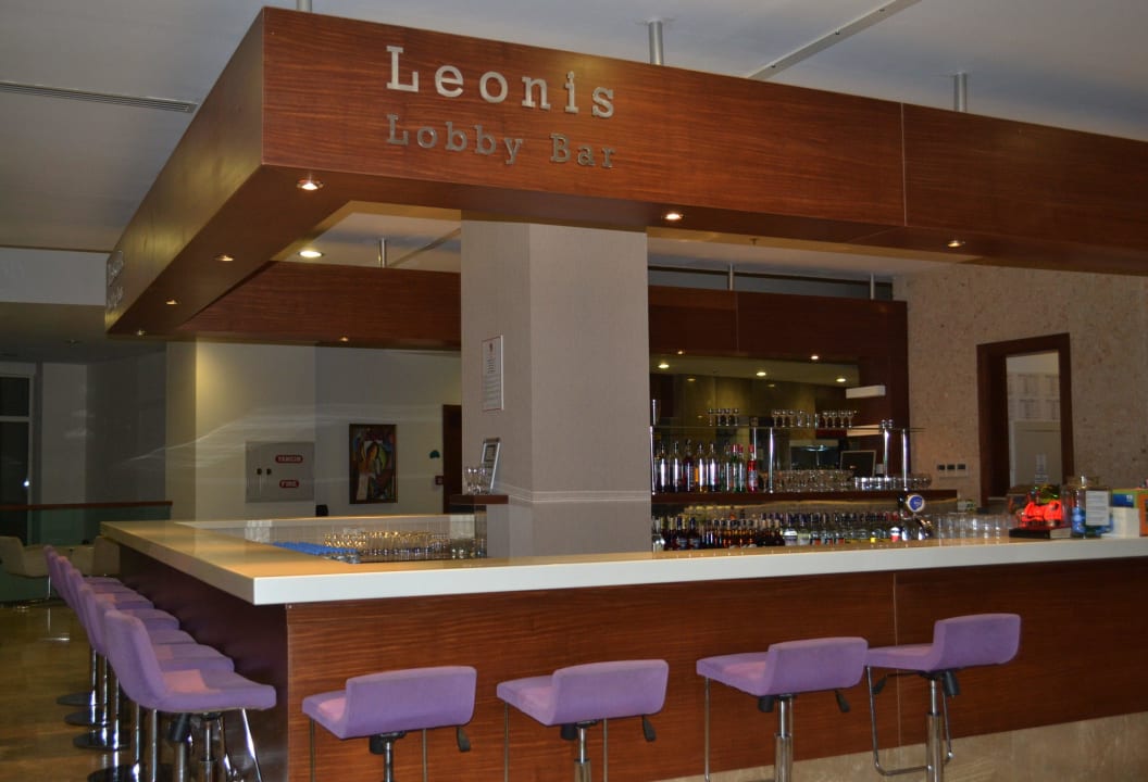 Die schöne Leonis Lobby-Bar Sunis Evren Beach Resort Hotel & Spa