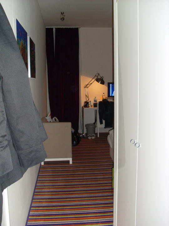 Eingang zum Zimmer Friendly Cityhotel Oktopus