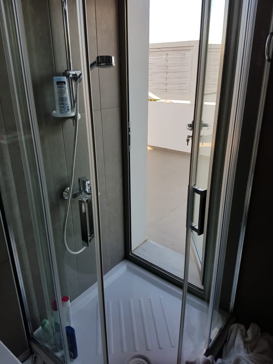 Zimmer Hotel Kakkos Bay