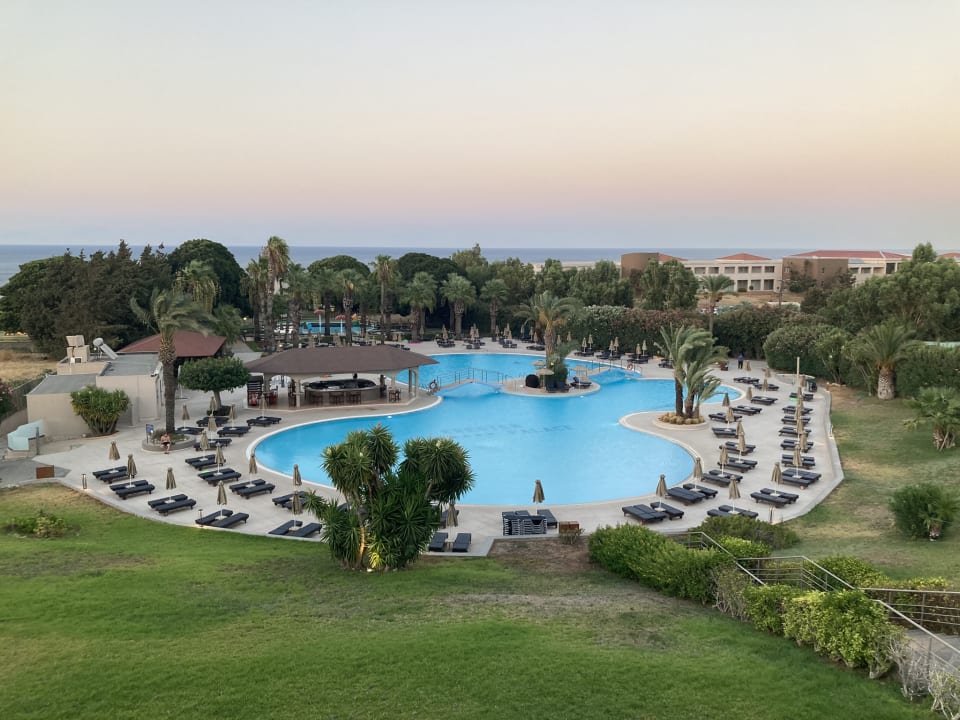 Pool Kresten Palace Hotel