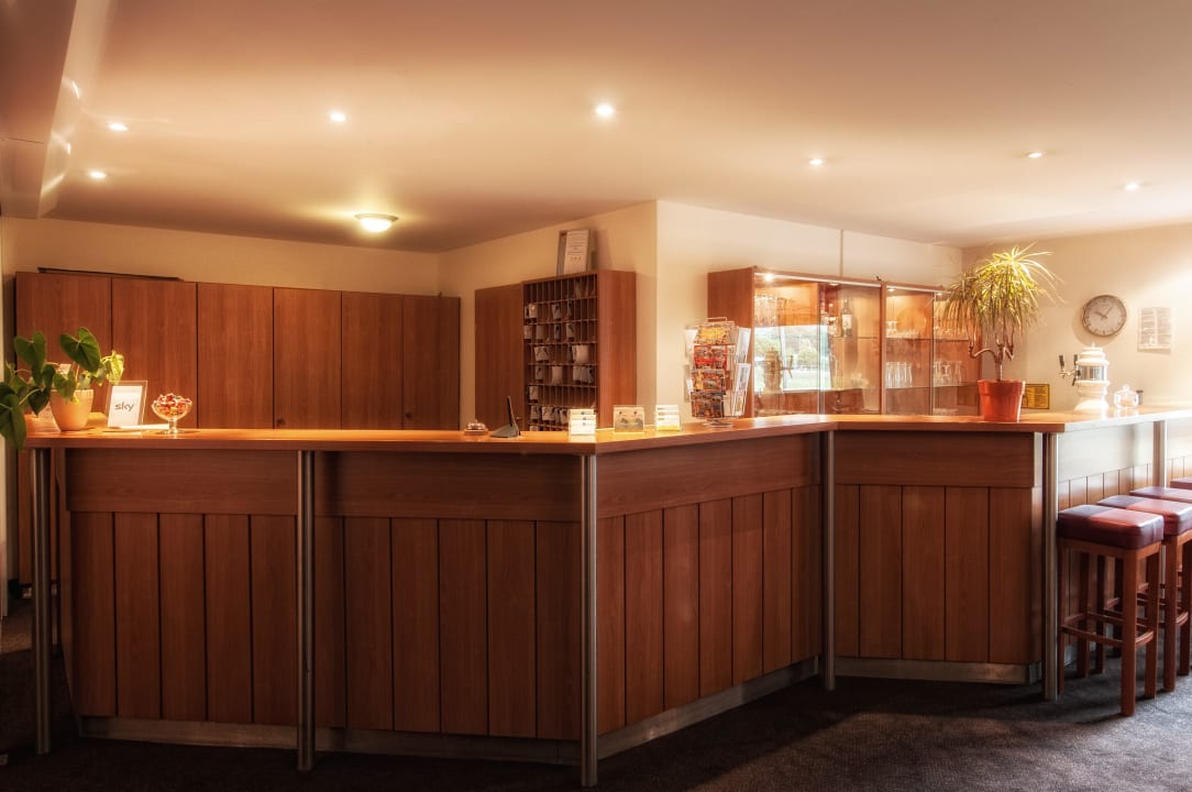 Rezeption Hotel Center Drive Inn