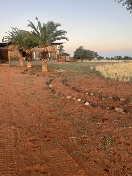 Gartenanlage Kalahari Anib Lodge