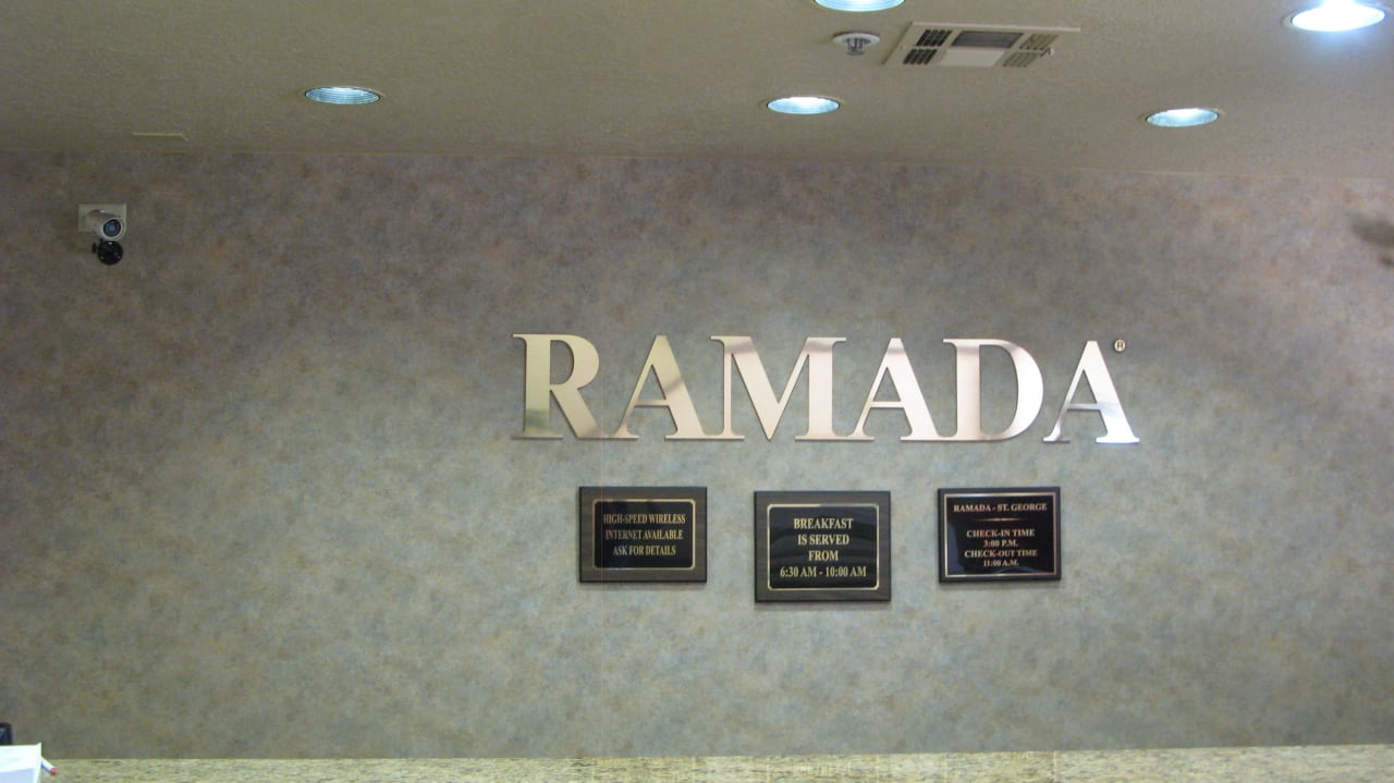 Rezeption Hotel Ramada Inn St. George