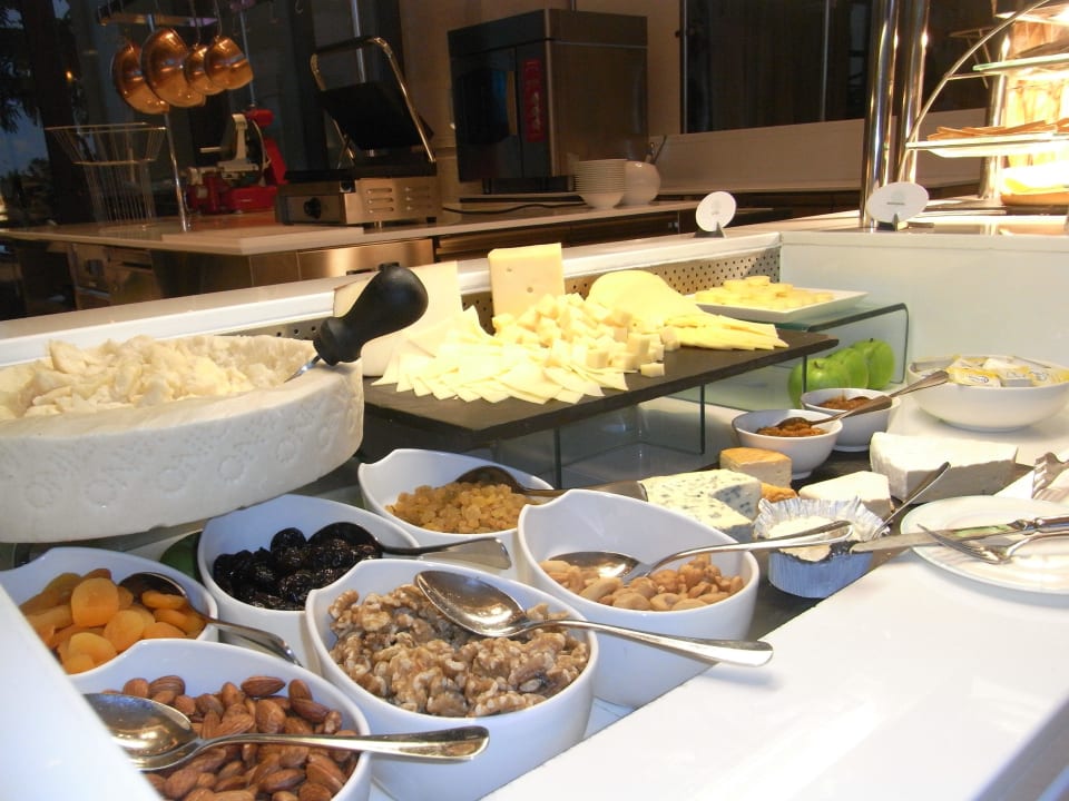 Käse The St. Regis Saadiyat Island Resort, Abu Dhabi