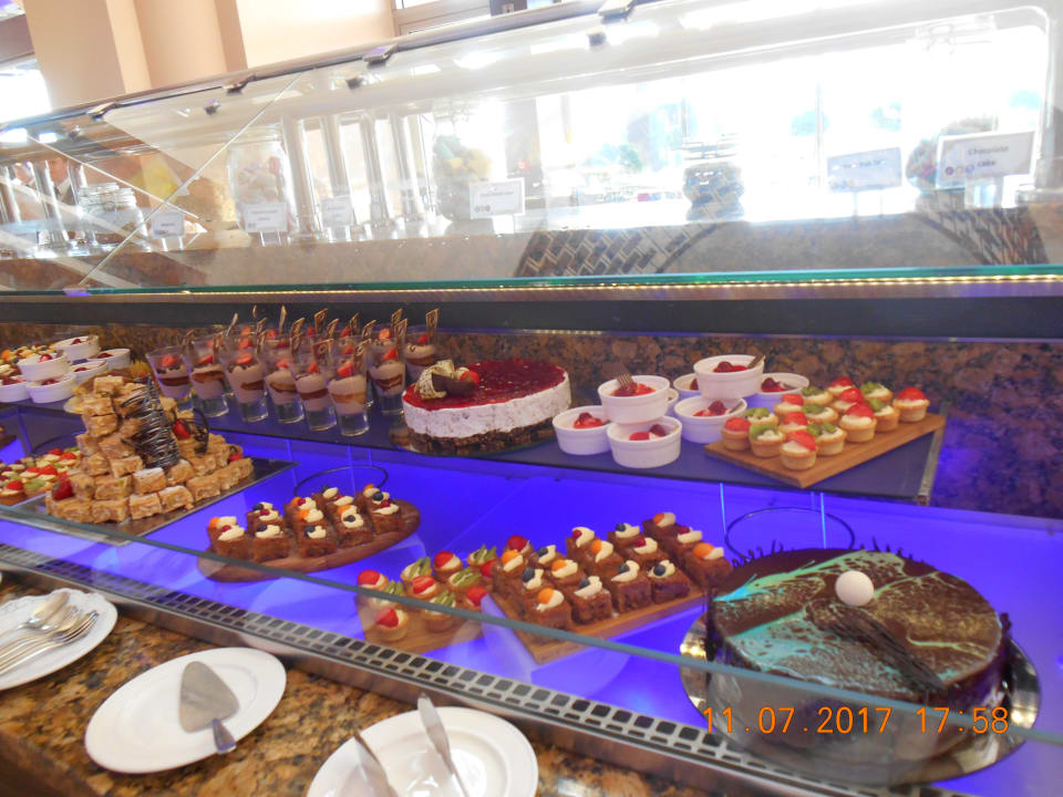 Restaurant Olympic Lagoon Resort Paphos