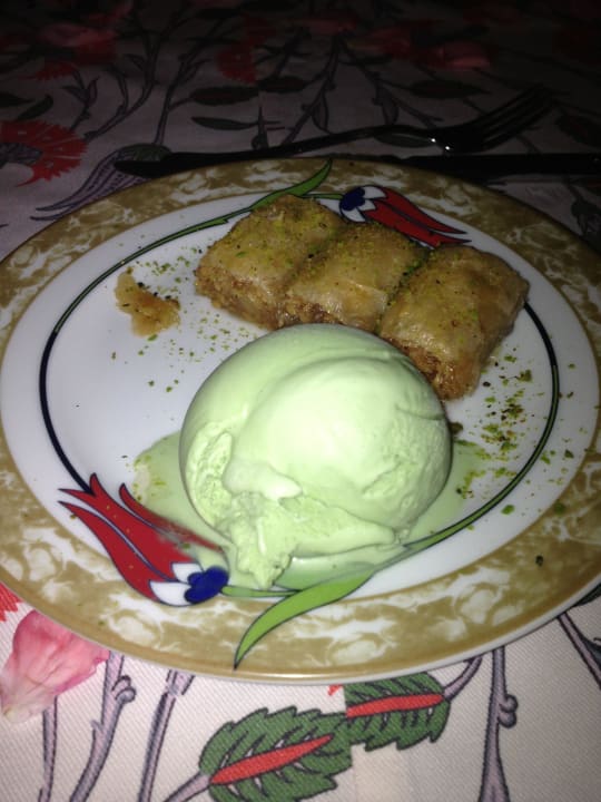 Leckere Nachspeise  Saphir Resort & Spa