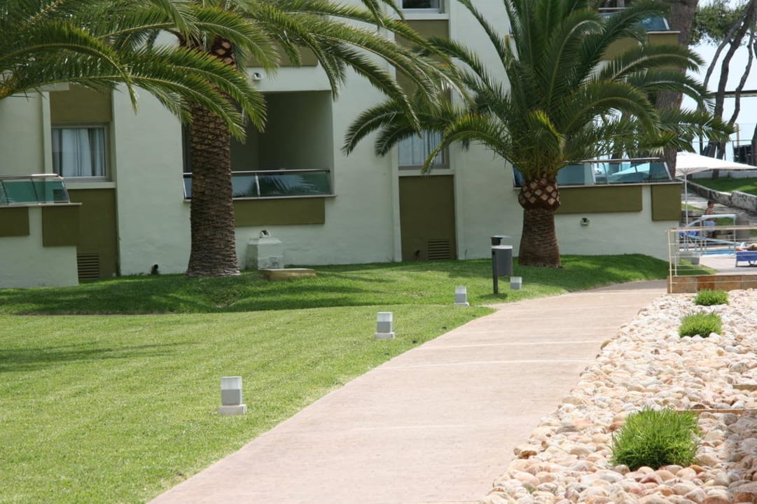 Weg zum Pool/Restaurant Iberostar Selection Playa de Muro Village