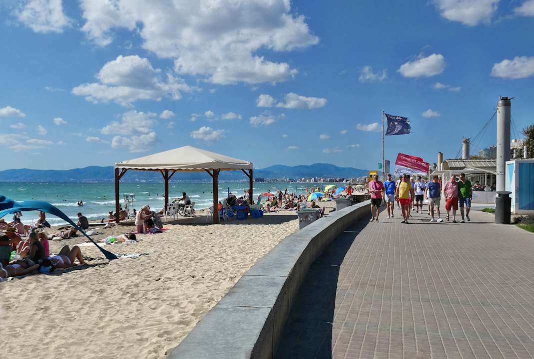 Strand Hotel Riu Festival