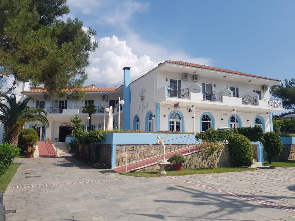 Außenansicht Hotel Artemis