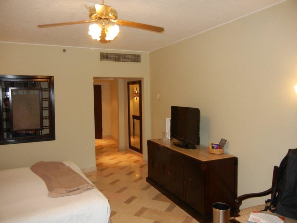 Großes Zimmer Steigenberger ALDAU Beach Hotel