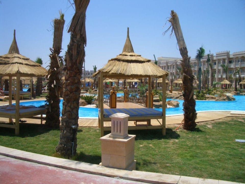 Poolansicht Pickalbatros Palace Resort