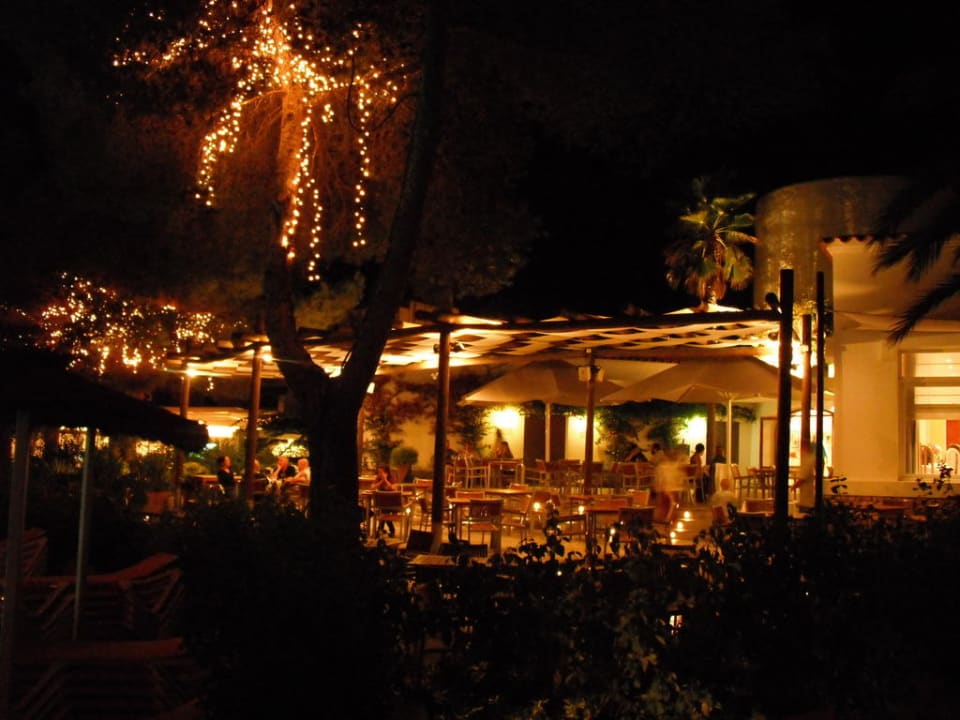 Anlage bei Nacht TUI MAGIC LIFE Cala Pada